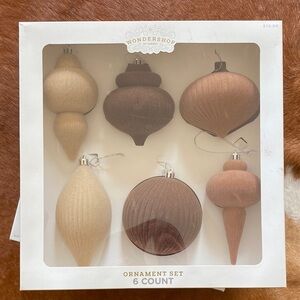 Wondershop Elegant Brown and Cream Ornament Set